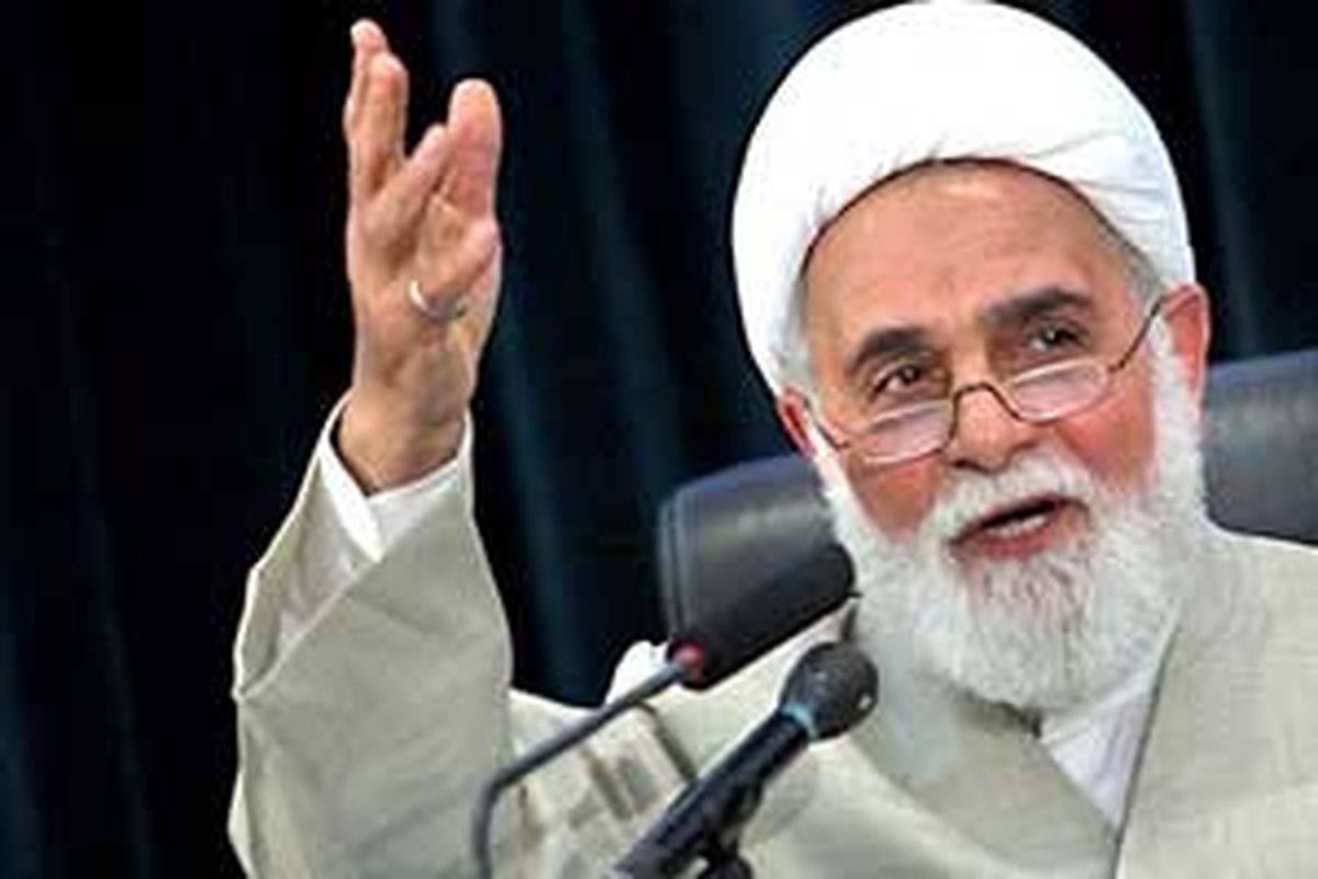 مدافعان حرم نمی‌گذارند دشمن به مرزهایمان برسد