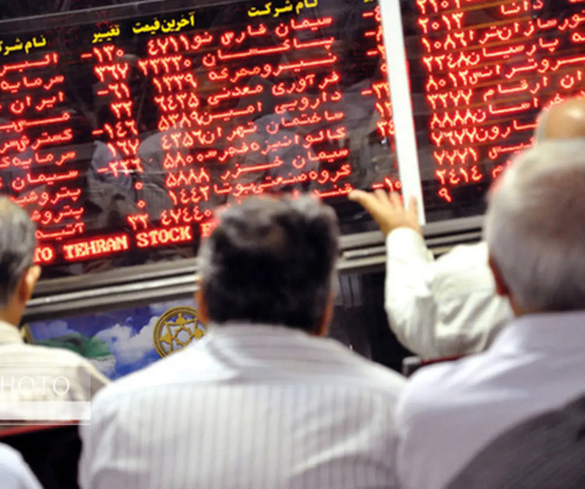 بازدهی ۴۰ درصدی بورس در ۱۹ روز کاری بی‌معنی است