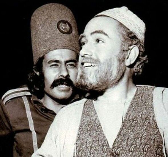 رحیم بقایی و خسرو شکیبایی در اجرای تئاتر