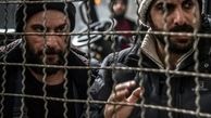 ظاهر متفاوت "شهرام حقیقت دوست" روی پوستر «معکوس»/ عکس
