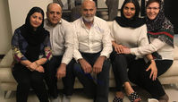 جمشید هاشم پور و خانواده اش مهمان «آزاده زارعی»