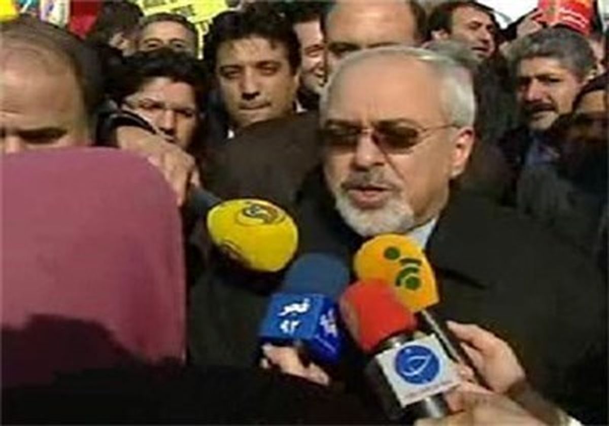 مذاکره درباره اماکن نظامی و برنامه موشکی خط قرمز است
