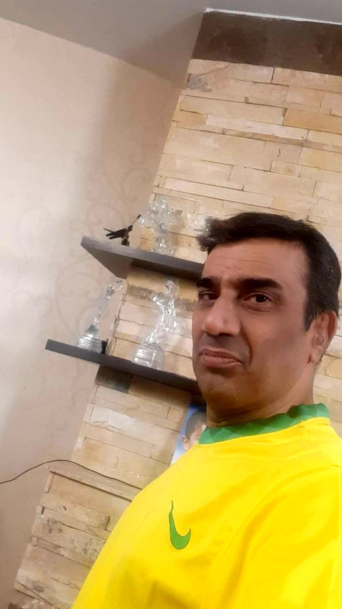 نصرالله رادش در خانه + عکس