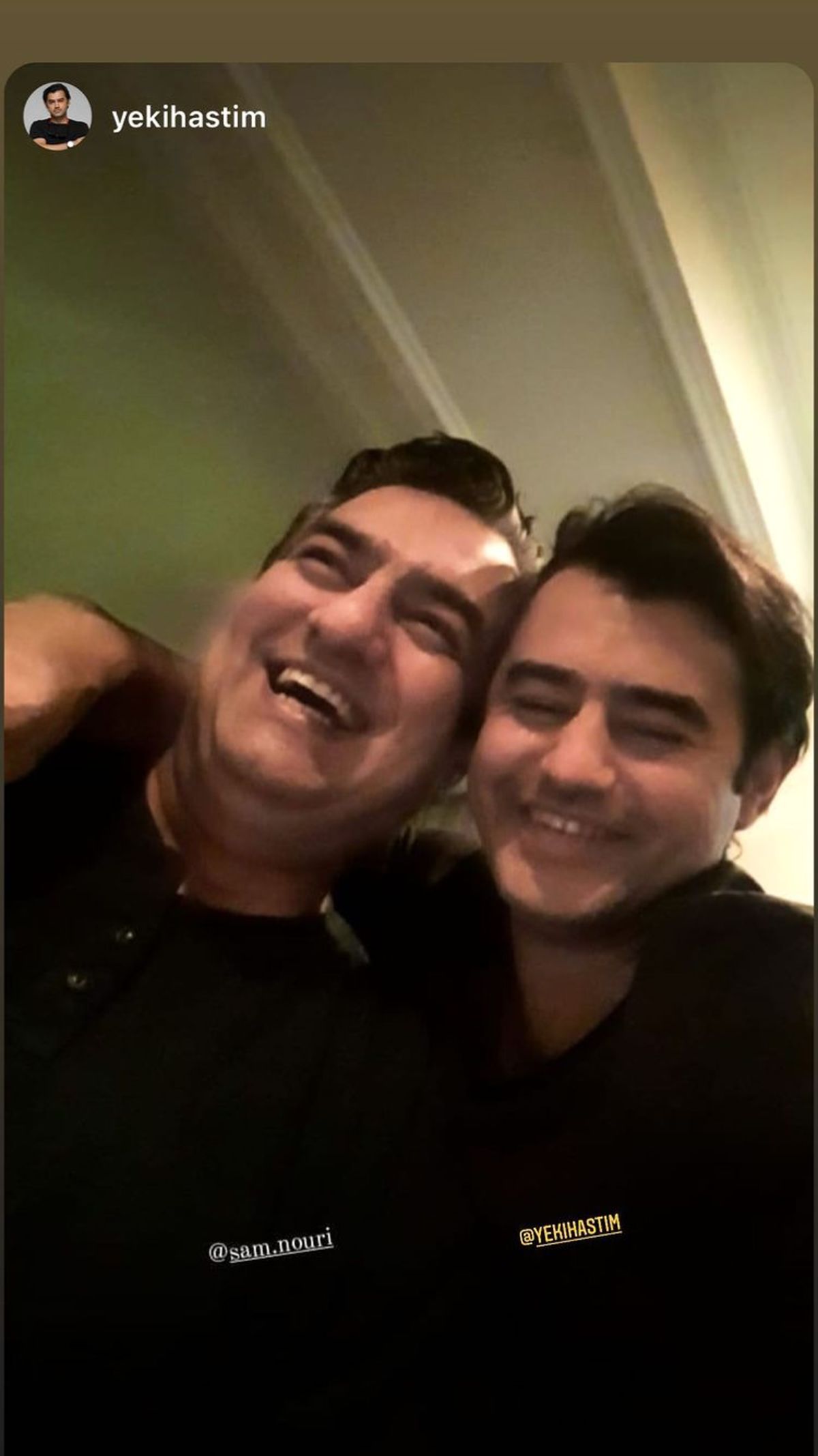سلفی شاد و خندان سام نوری + عکس