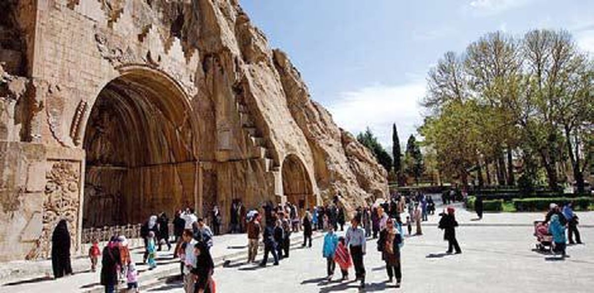 مخالفت‌های سیاسی با بزرگ ترین دستاورد گردشگری