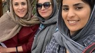 ویشکا آسایش با عوامل سریال دراکولا + عکس