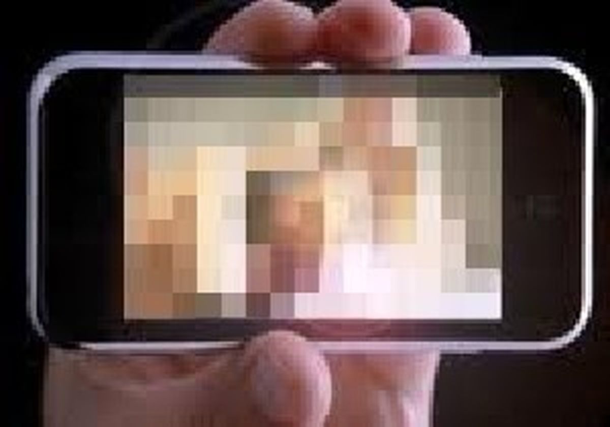 اخاذی یک میلیاردی در قبال عدم انتشار عکس‌های خصوصی