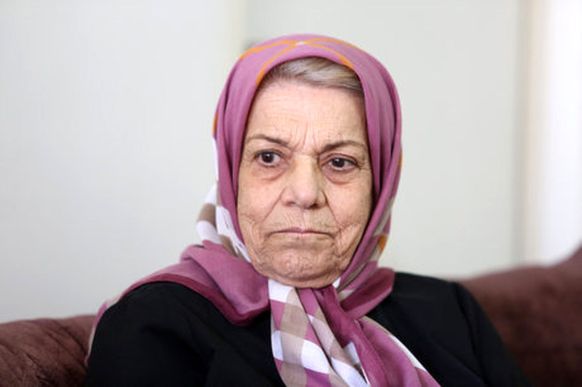 صدیقه کیانفر: بگذارید تا زنده‌ام دوباره کار کنم