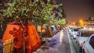 همراه بیماران در اطراف بیمارستان‌ها چادر زده‌اند و شرایط سختی دارند