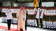 ملک سلمان با لیموزین‌ها و آسانسورهایش وارد اندونزی شد