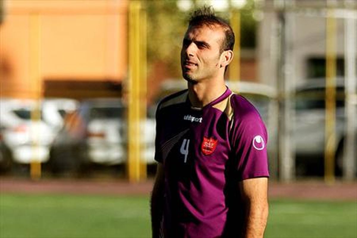 خواهشا پرسپولیس را ترک نکن!