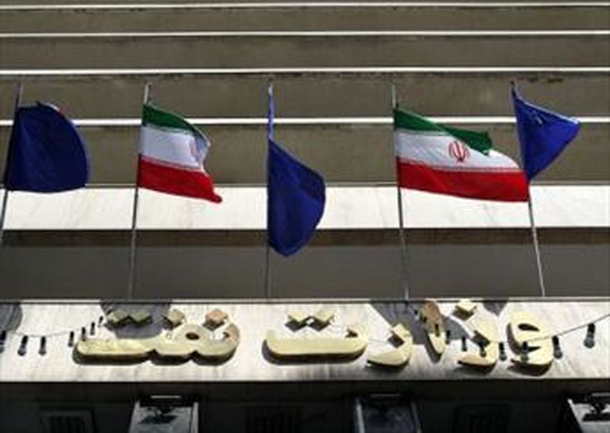 دولت قیمت‌ سوخت را گران کند