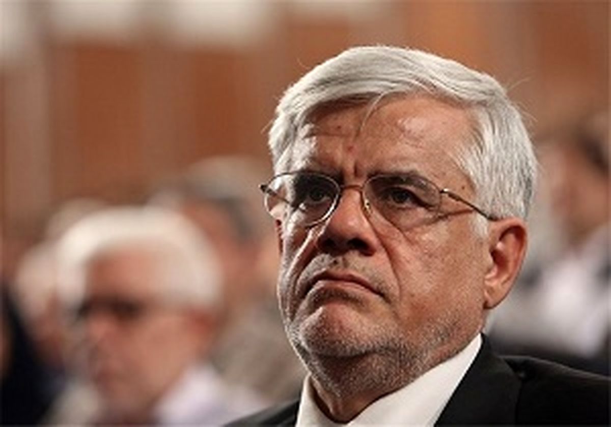 عارف لیست منتشرشده اصلاح‌طلبان تهران را رد کرد 