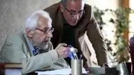 جمشید مشایخی جلوی دوربین لطیفی
