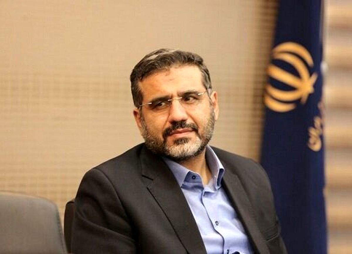دستور وزیر در پی عکس منتشر شده از فرامرز صدیقی