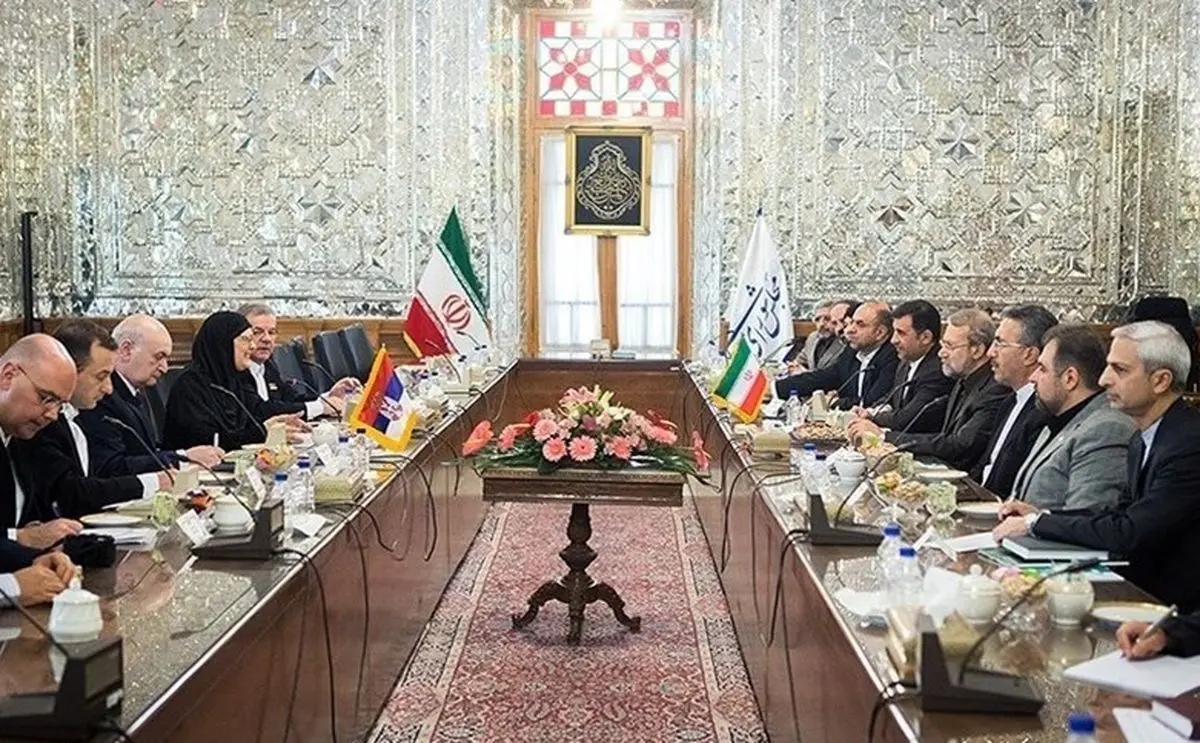 لاریجانی:از نفوذ و گسترش تروریسم جلوگیری می‌کنیم