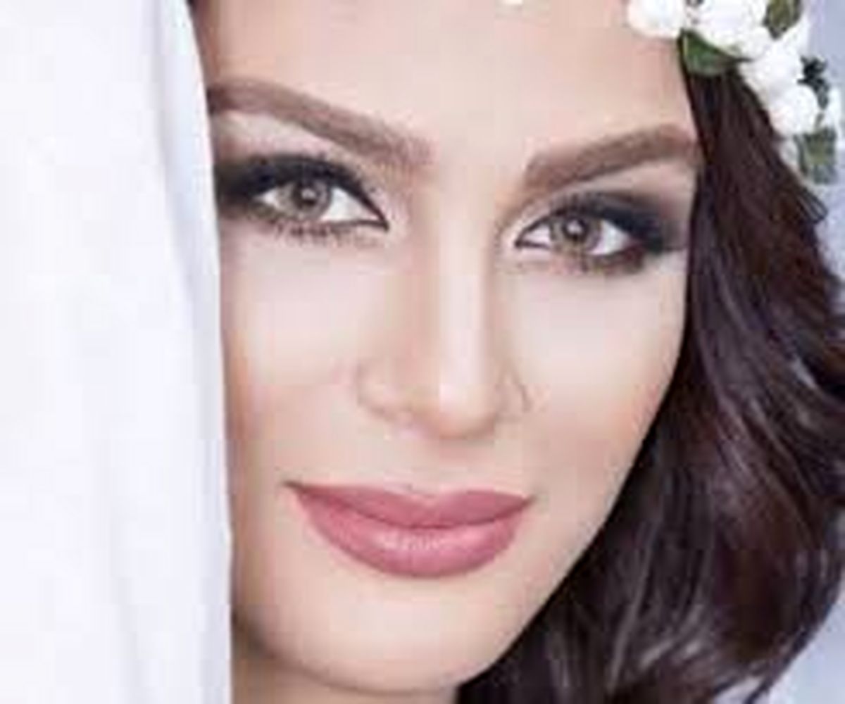  مارال فرجاد و اجرای نمایشی در بوداپست