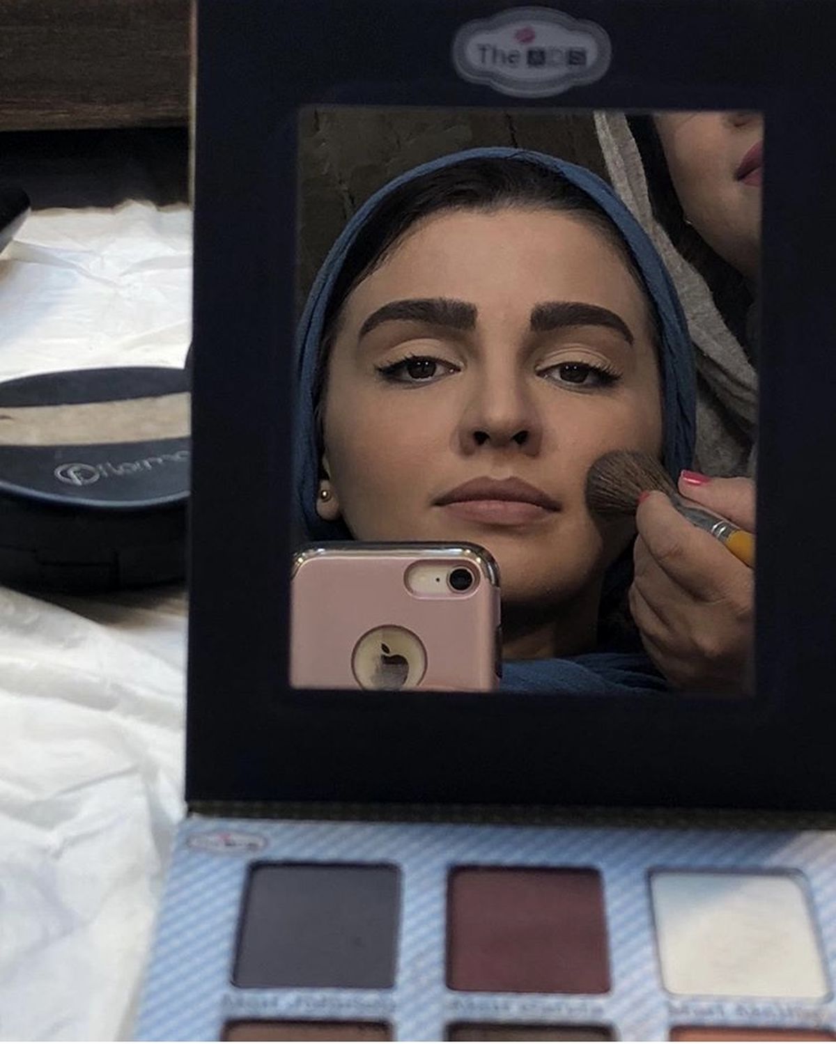 سیما خضرآبادی در حال گریم + عکس