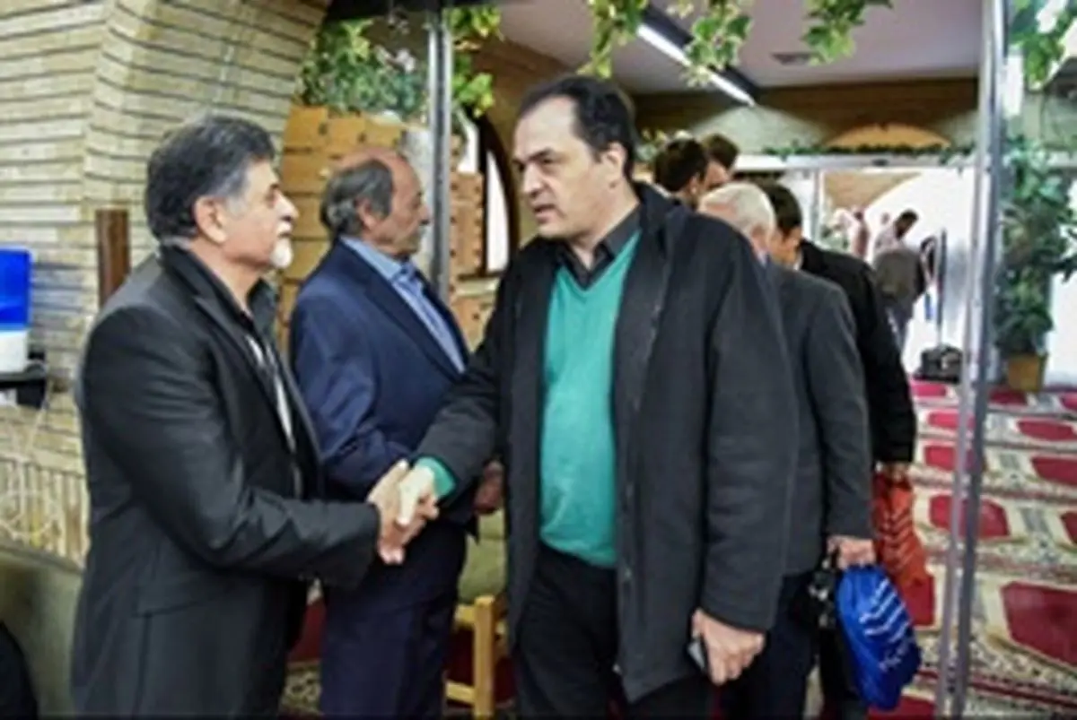 کپی برداری پیمان یوسفی از جملات جواد خیابانی