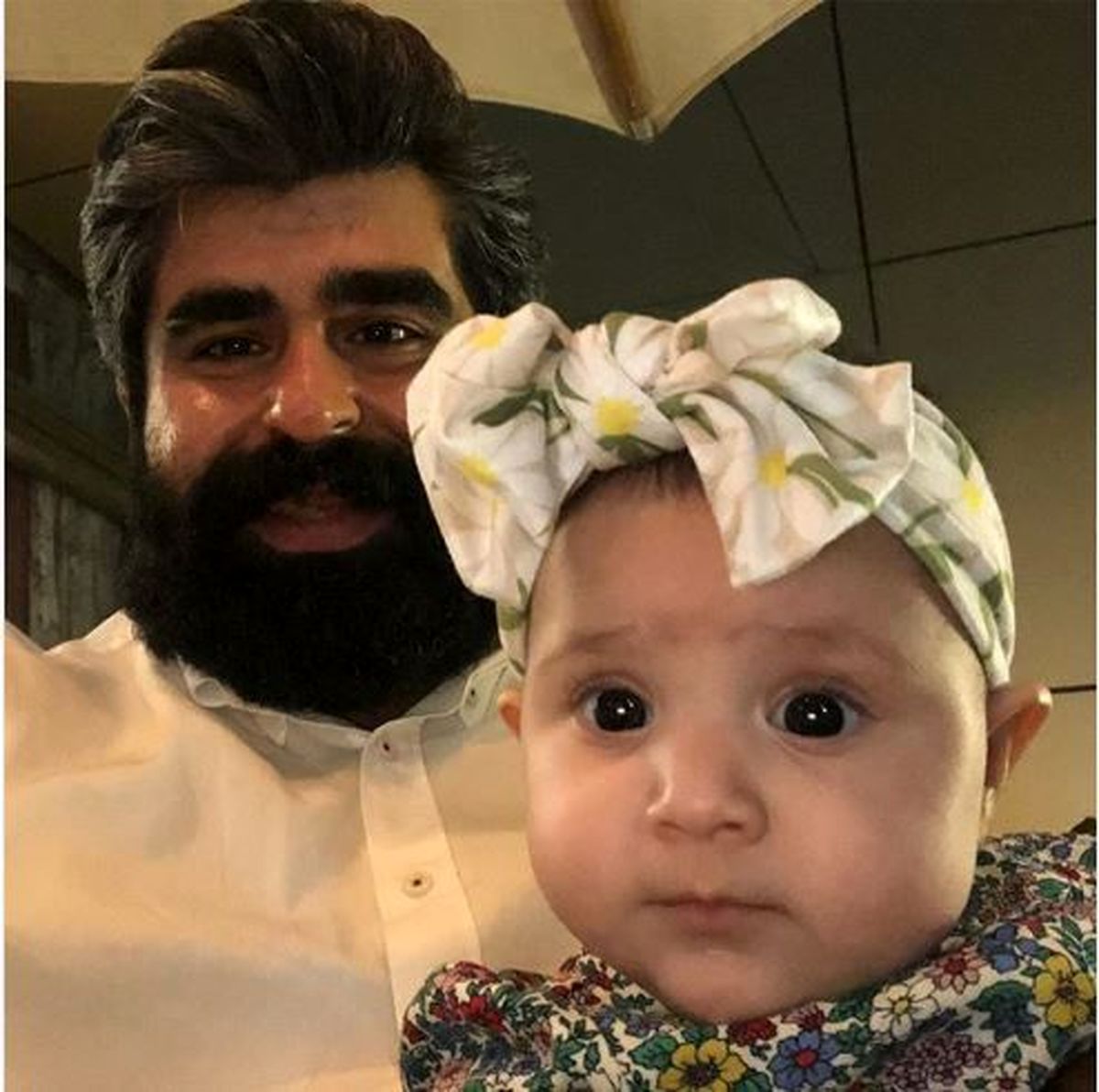 دختر آقای بازیگر در آغئش امیر نوری + عکس