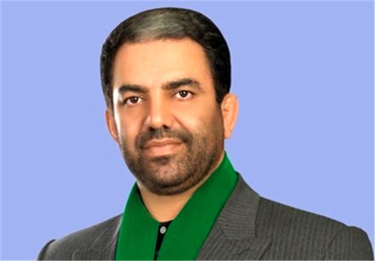 نباید از موضوع حقوق‌های نجومی به سادگی عبور کرد