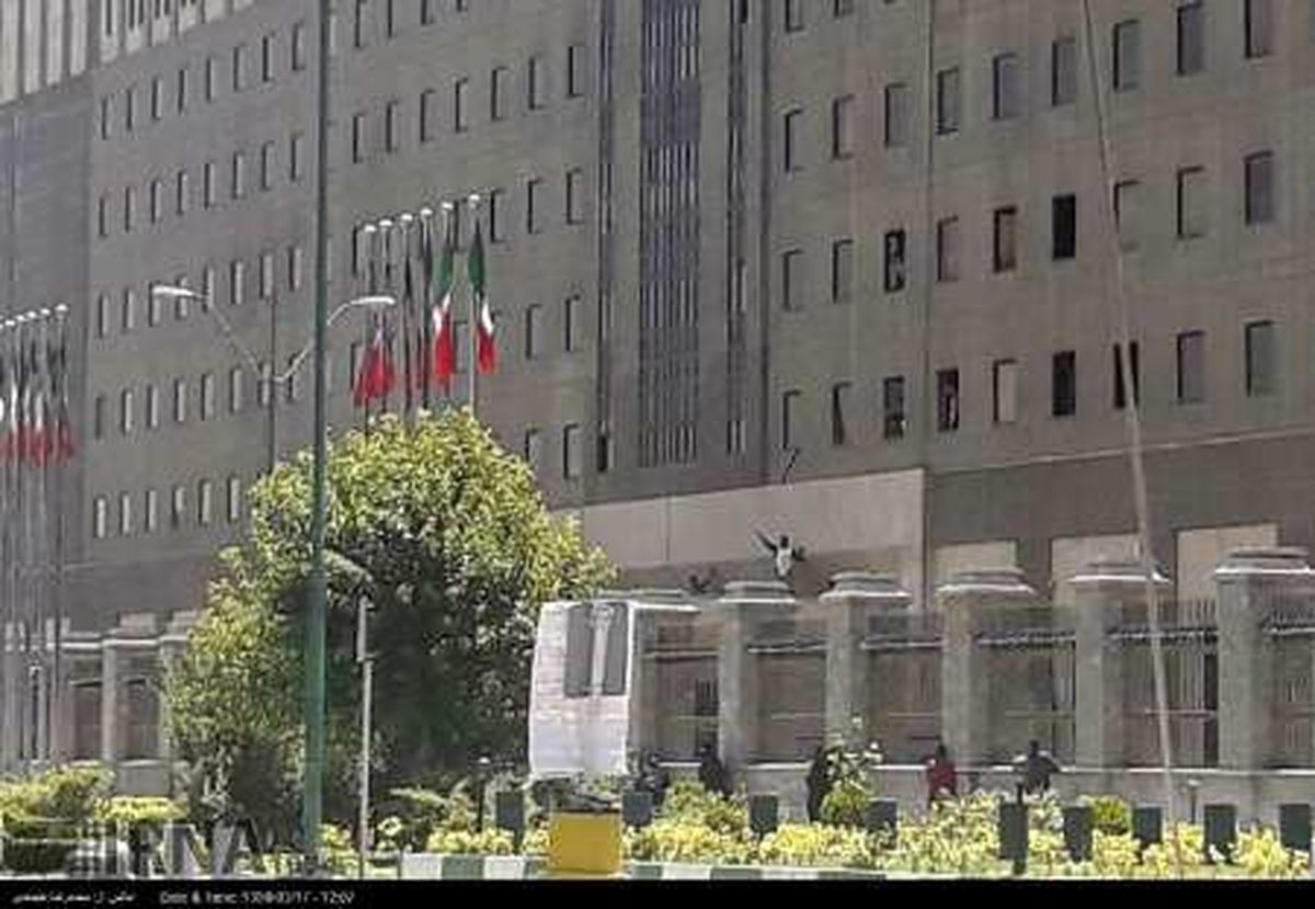 جلسه فوق العاده کمیسیون امنیت ملی مجلس در مورد حادثه تروریستی تهران فردا با حضور مسوولان امنیتی