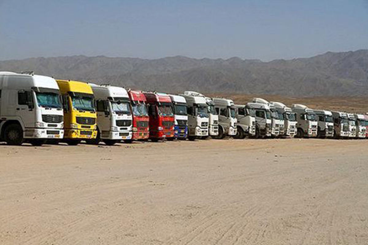 اقلام مورد نیاز کامیون‌داران با دلار 4200 تومانی تامین می‌شود