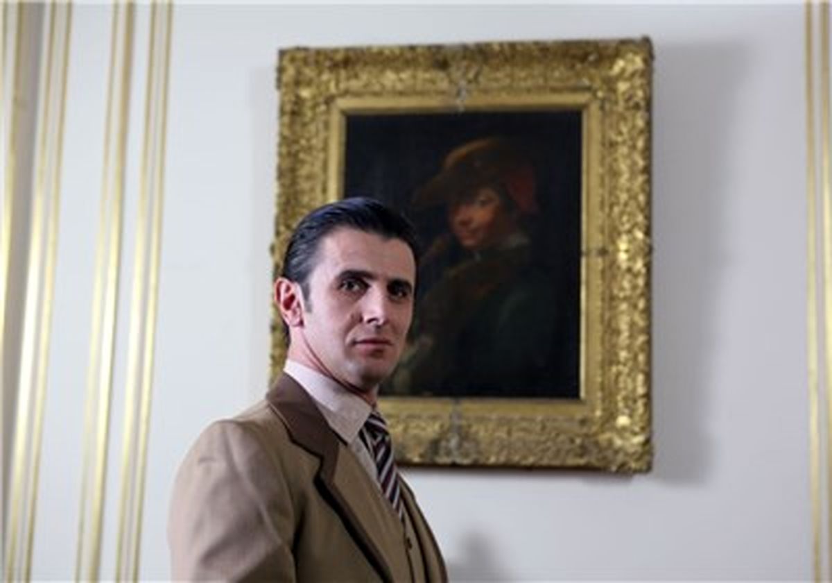 امین حیایی در پاریس
