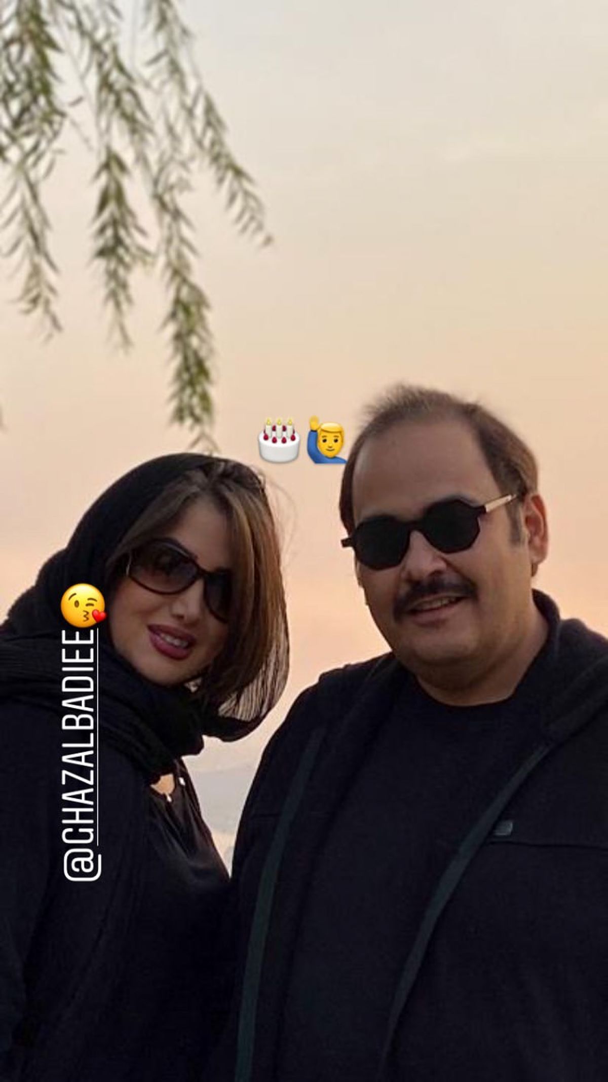 رضا داوودنژاد در کنار همسرش + عکس