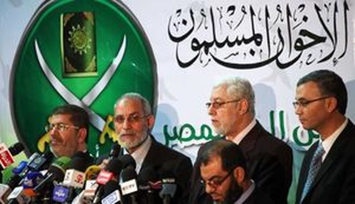 
حکم حبس ابد برای رهبر اخوان‌المسلمین مصر
