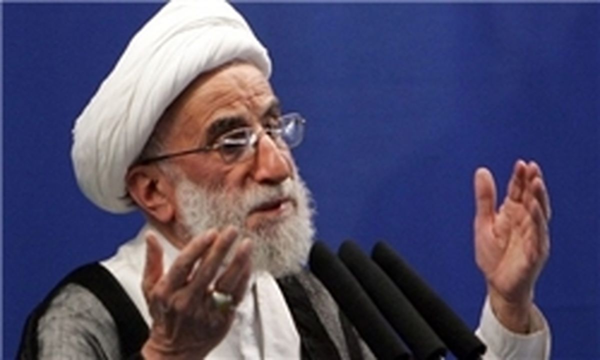 آیت‌الله جنتی: دولت مشکلات اقتصادی مردم را برطرف کند 