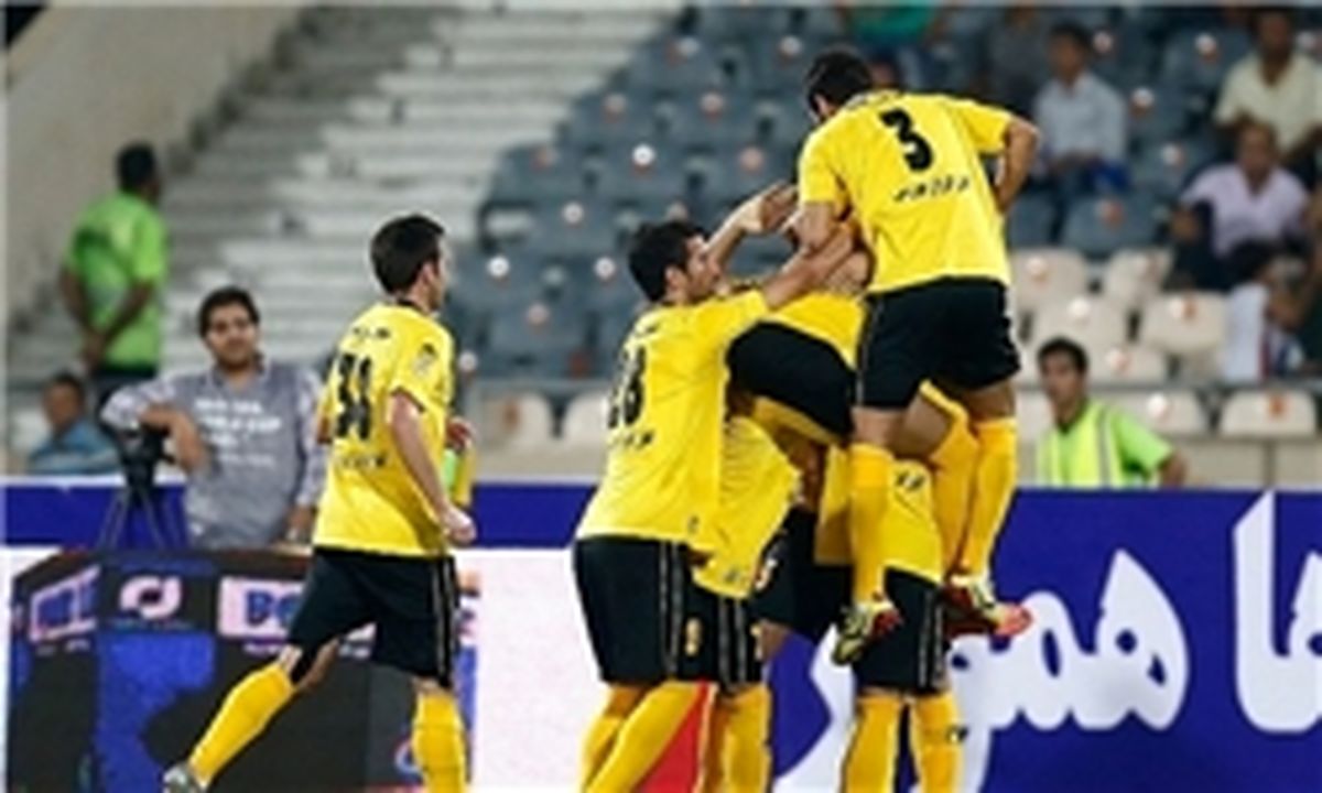 شکست استقلال از سپاهان