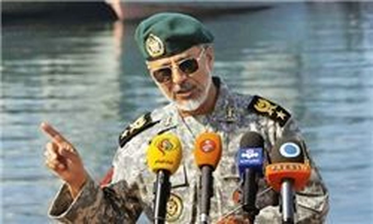 دریادار سیاری: آماده مقابله با هرگونه تهدید هستیم