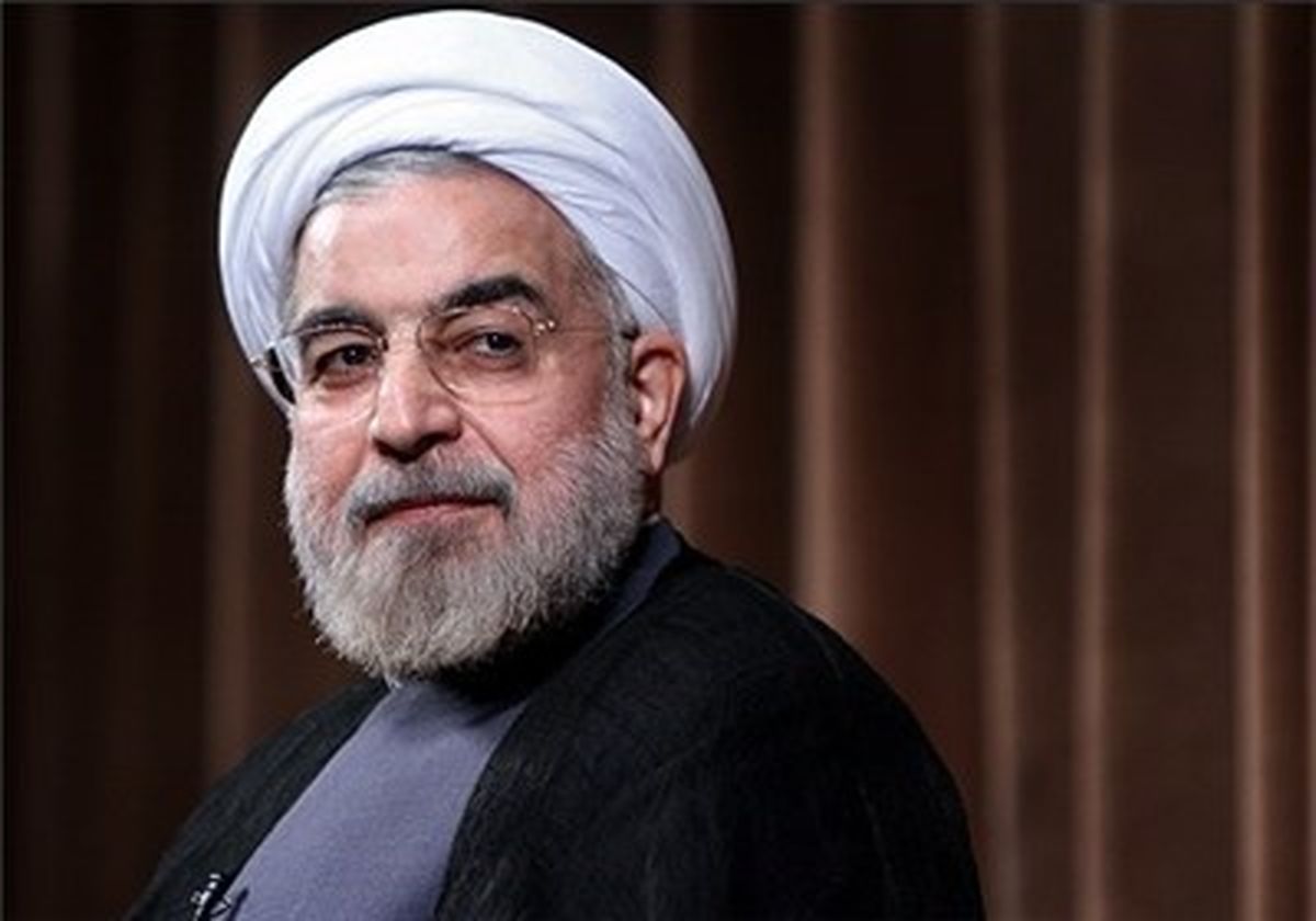 دکتر حسن روحانی در لباس سربازی / عکس