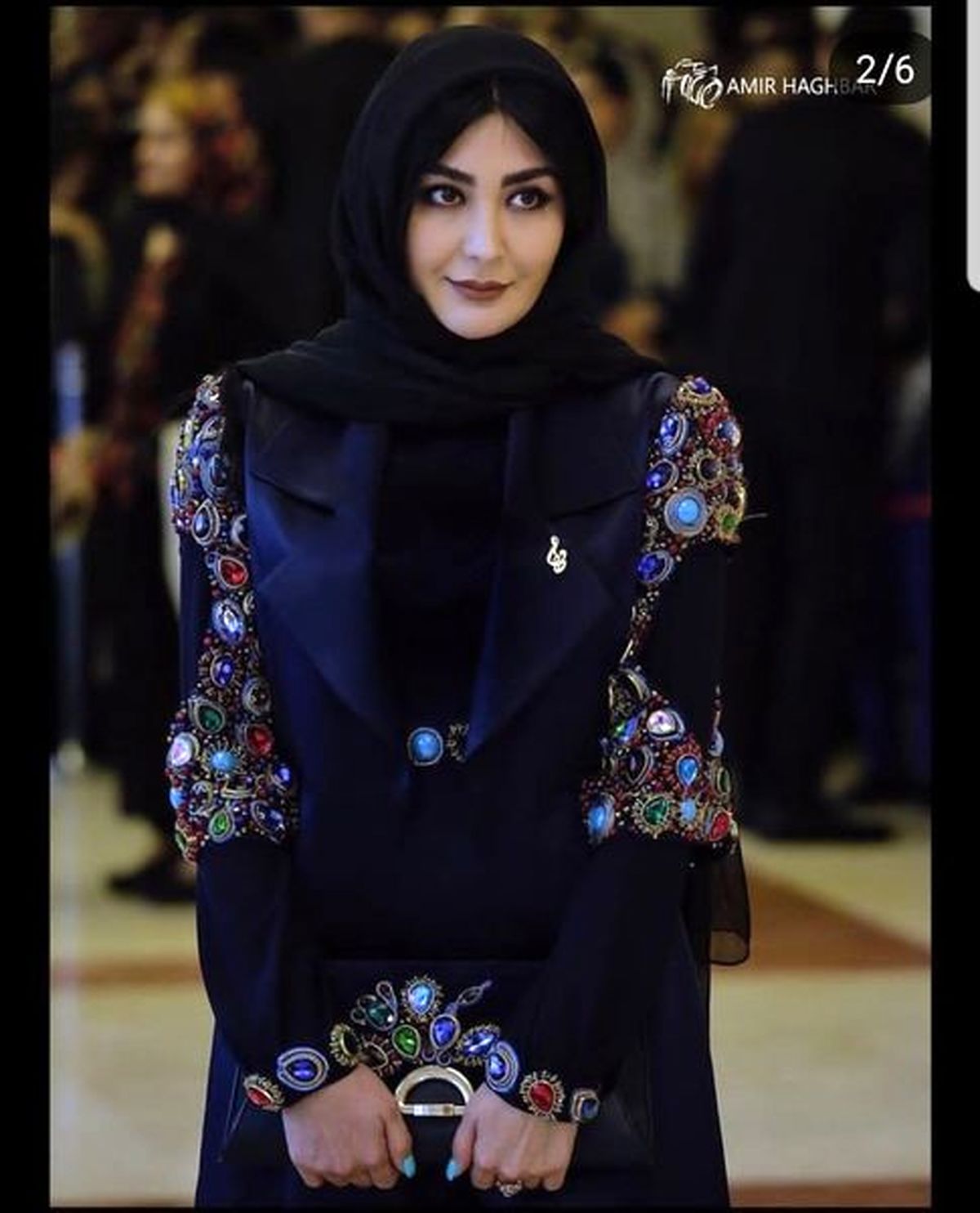 مانتو خاص و مجلسی بازیگر "سه دونگ سه دونگ"