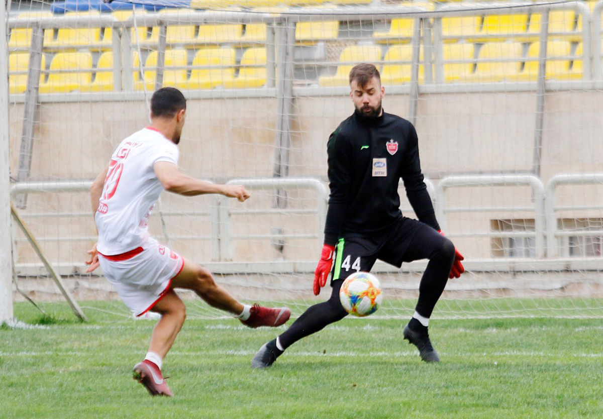 سرماخوردگی بازیکن پرسپولیس قبل از سفر به ازبکستان