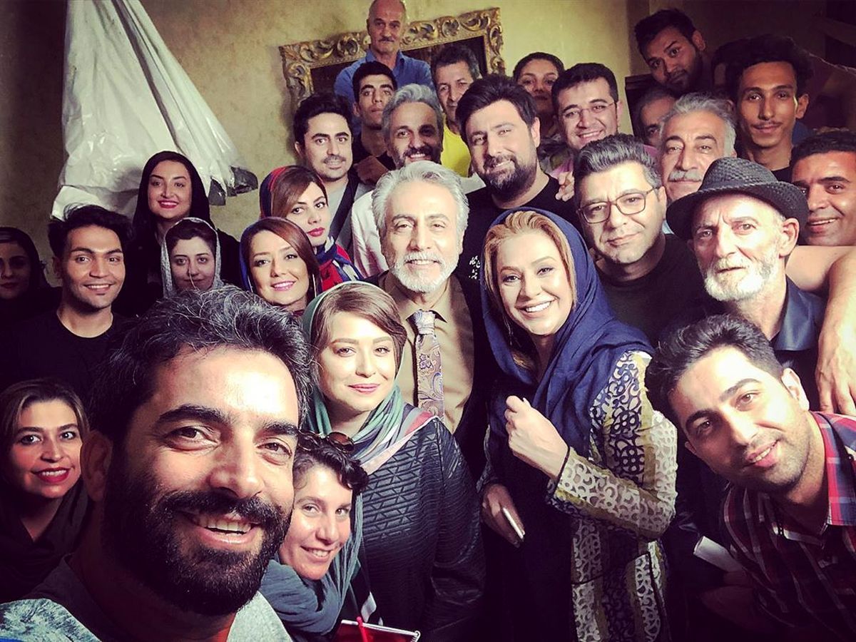 حضور خواننده با احساس در پشت صحنه فیلم منوچهر هادی+عکس