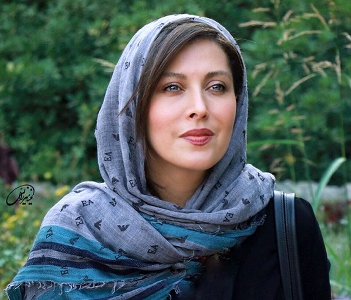 تیپ ساده و زیبا مهتاب کرامتی+عکس