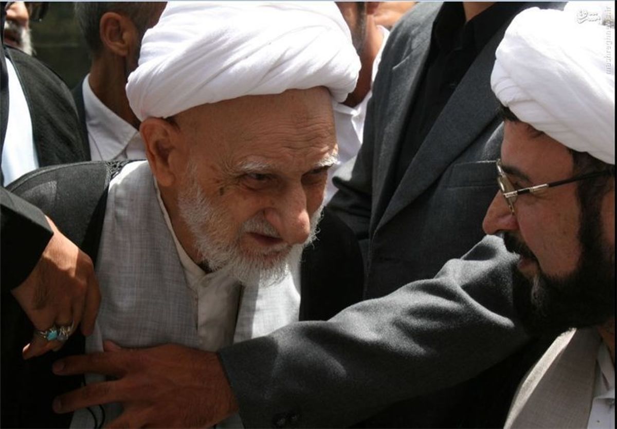 بیان نورانی آیت الله بهجت درباره لذت نماز