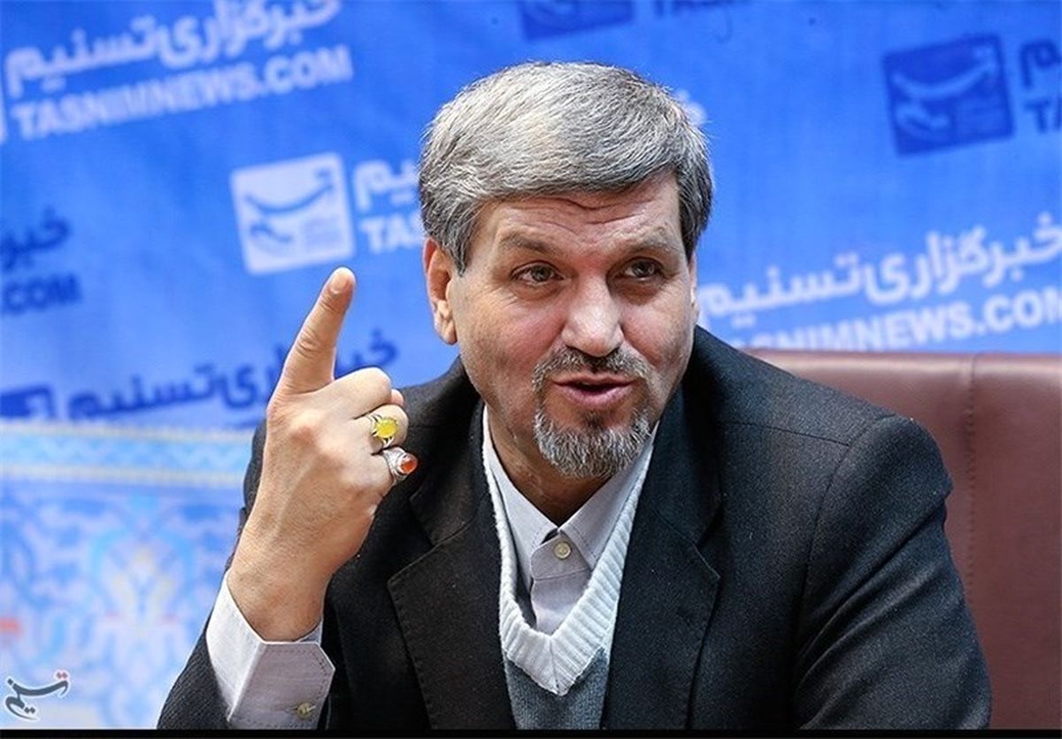 به مجلس نمره 11 و 12 می‌دهم