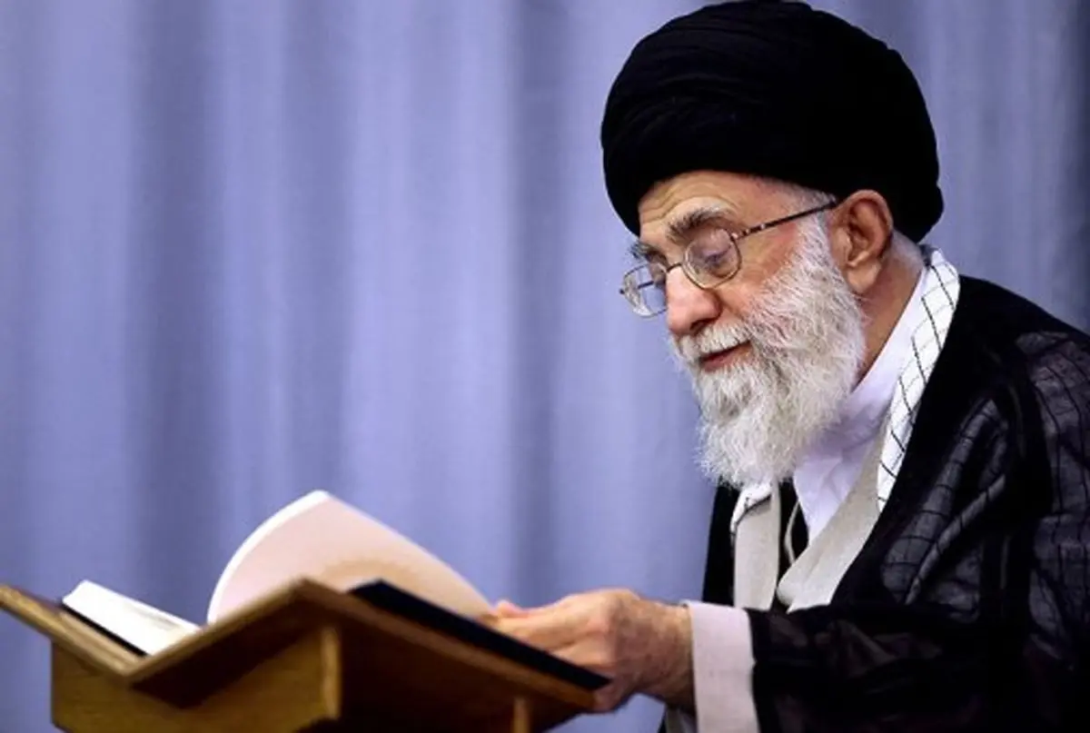 فعاليت هاي قرآني  امام خامنه اي/ علاقه به تلاوت مصطفي اسماعيل