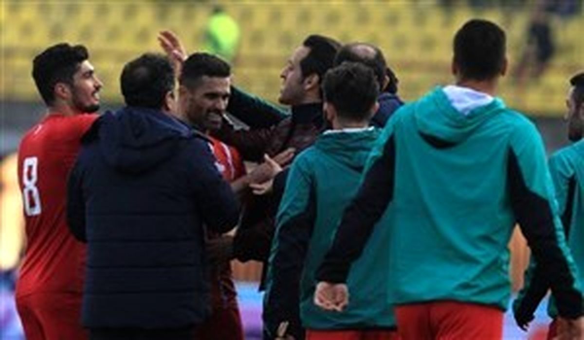 عذرخواهی مشترک غلامی ها از علی کریمی