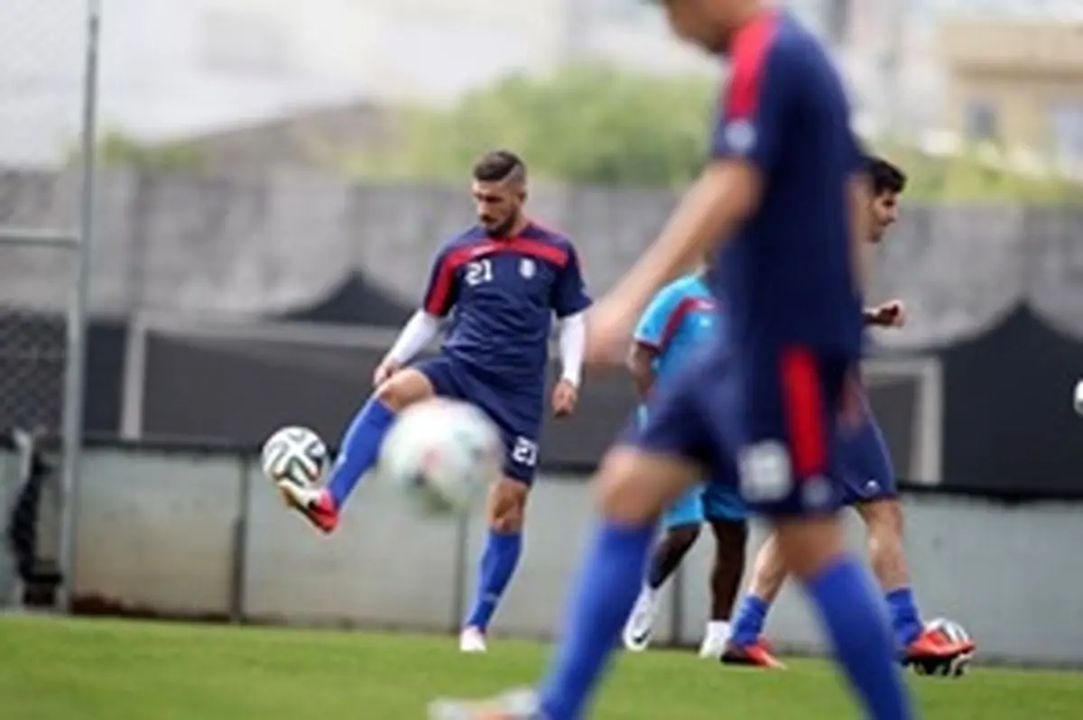 جواب دژاگه به یک ابهام / فولام قبول نکند، باید اینجا بمانم