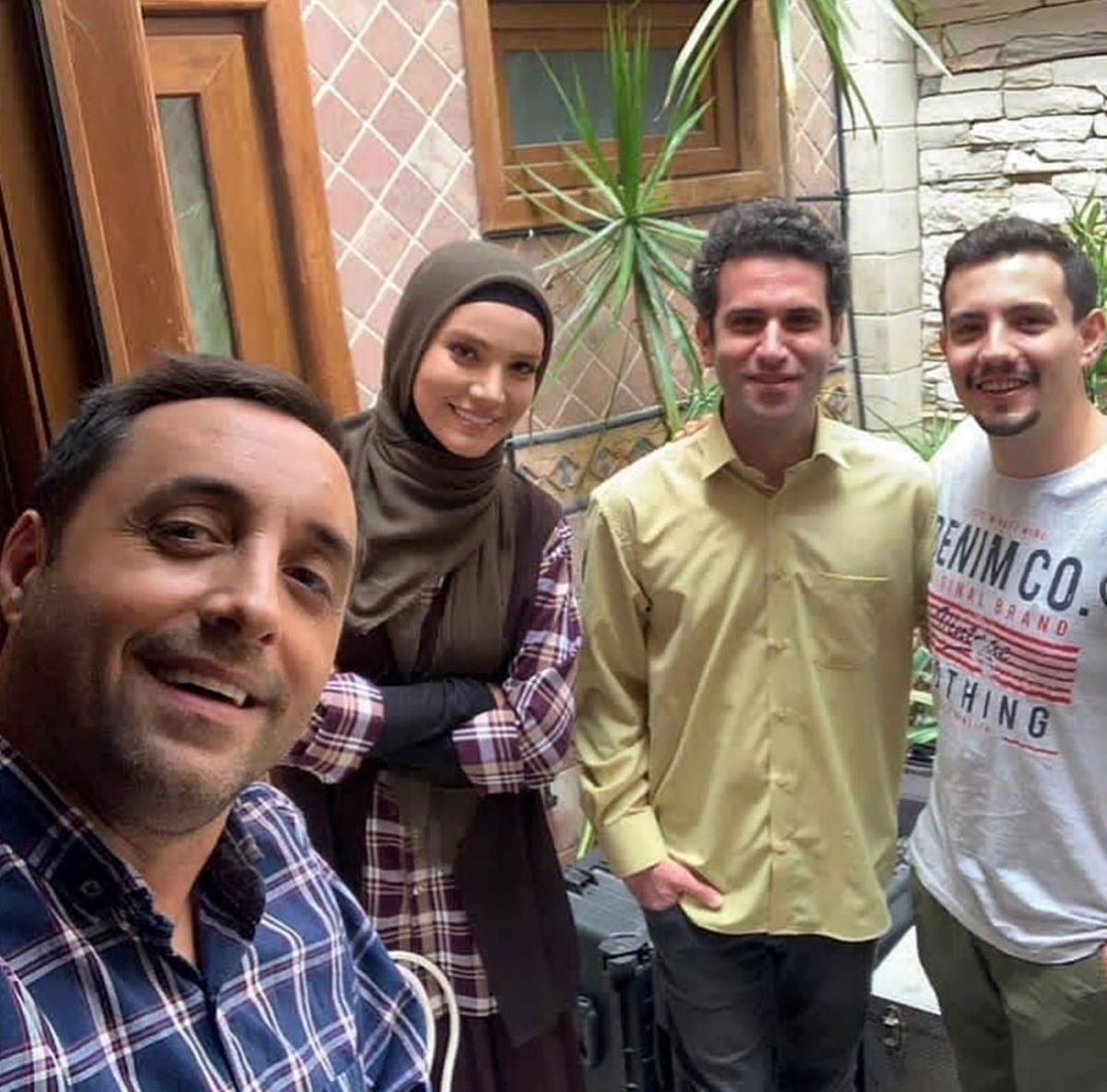 جمعی از بازیگران فوق لیسانسه ها+عکس