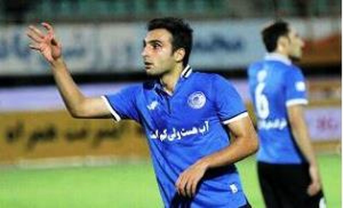 بازیکن جنجالی از استقلال اهواز جدا شد