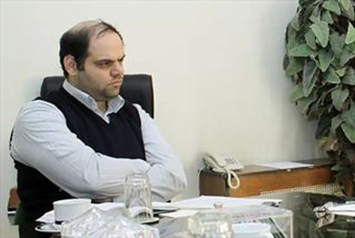  دولت به‌جای پاسخ‌گویی اعمال فشار می‌کند