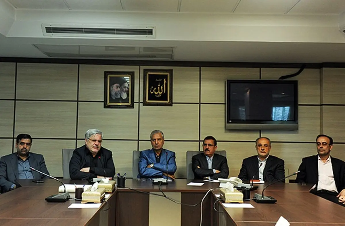 بزرگترین «شرکت سرمایه گذاری متعلق به بازنشستگان» همچنان حیاط خلوت دولت/ هلدینگی ۴۰ هزار میلیاردی در اختیار چه کسانی است؟