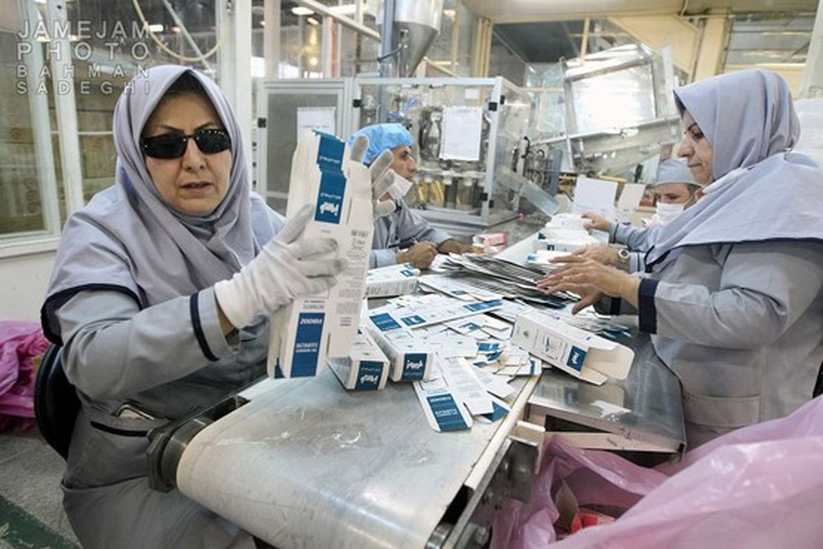 کارخانه ایرانی با نیروهای  معلول/ تصاویر