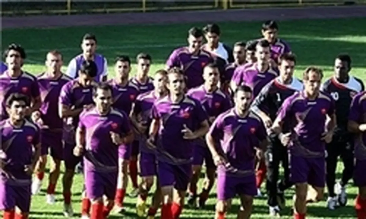 خوش و بش دایی با مربیان تیم ملی