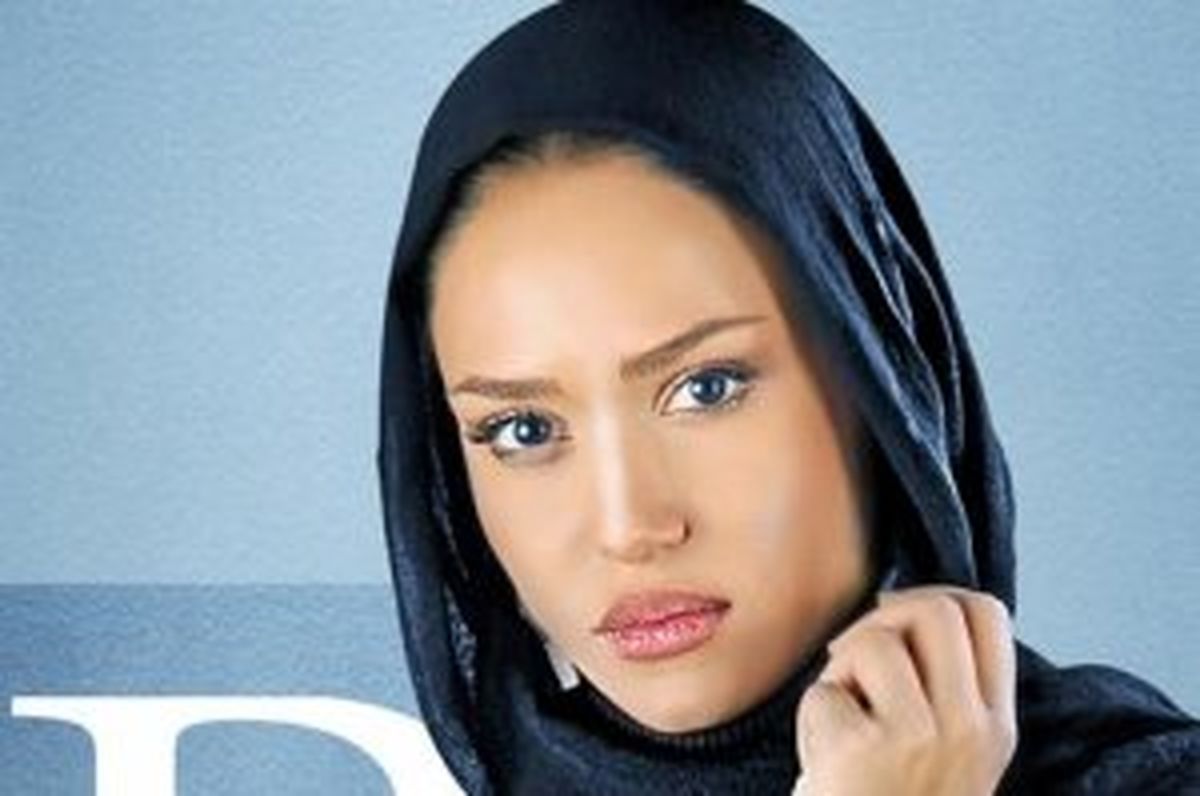 ریناز ایزدیار و تندیس ارزشمندش